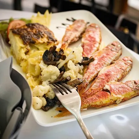 Monsieur Miot Concept - Centre 3* Bastia (Corsica)