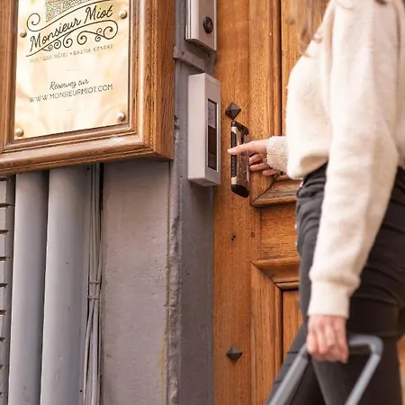 Monsieur Miot Concept - Centre Hotel 3*